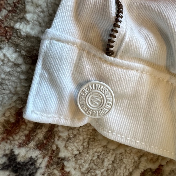 Mother The Rascal Slit Flip Short White - Picture 6 of 7